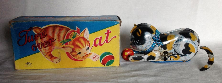 1950's Korean MTU boxed tinplate clock work wind up Turn Over Cat toy